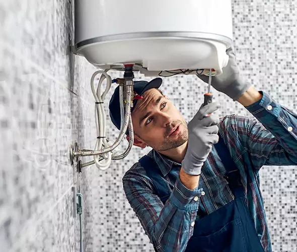 Expert Plumber for Hot Water Tank Maintenance in Gainesville, GA: Schedule Reliable Maintenance Services with Us