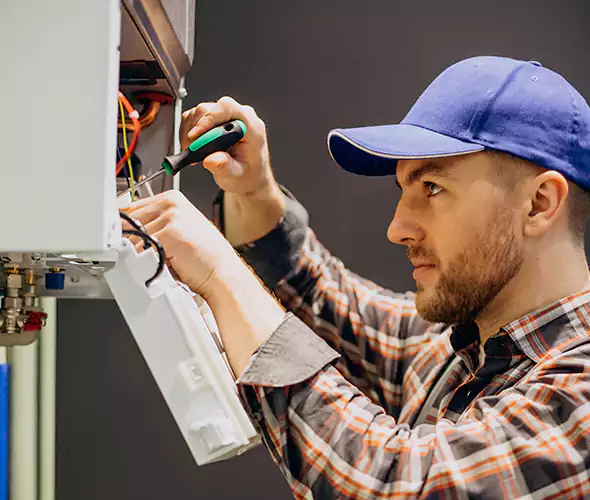 Expert Plumber for Tankless Water Heater Maintenance in Gainesville, GA: Schedule Professional Maintenance Services with Us